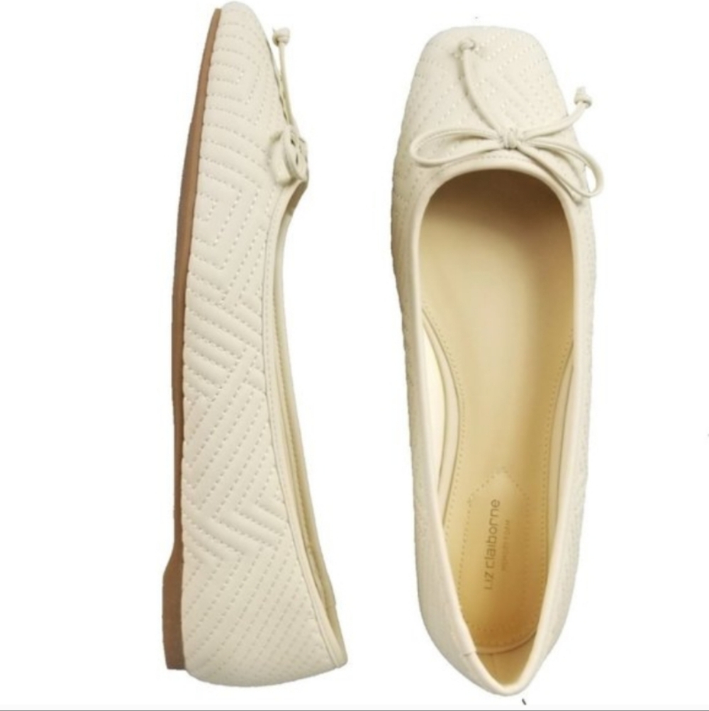 Liz Claiborne Fallow Square Toe Ballet Flat Memory Foam Size 9 1/2 Ivory NWT